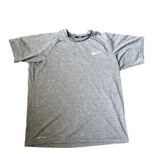 Nike Swim Men’s MD SPF 40 Dri-Fit T-shirt
